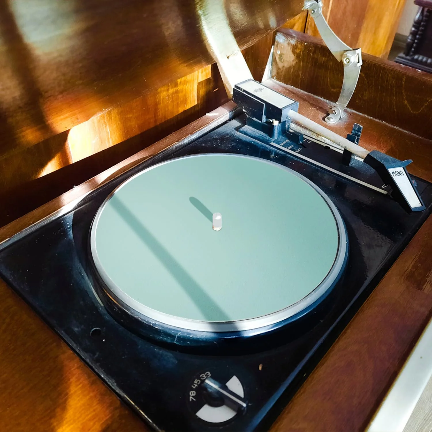 12in Turntable Platter Mat, Leather Record Player Mat Anti-Static LP Slipmat Anti-Skid Turntable Pad Vinyl Record Mat to Reduce Noise Due to Static & Dust for All LP Vinyl Record Players Home - Image 6