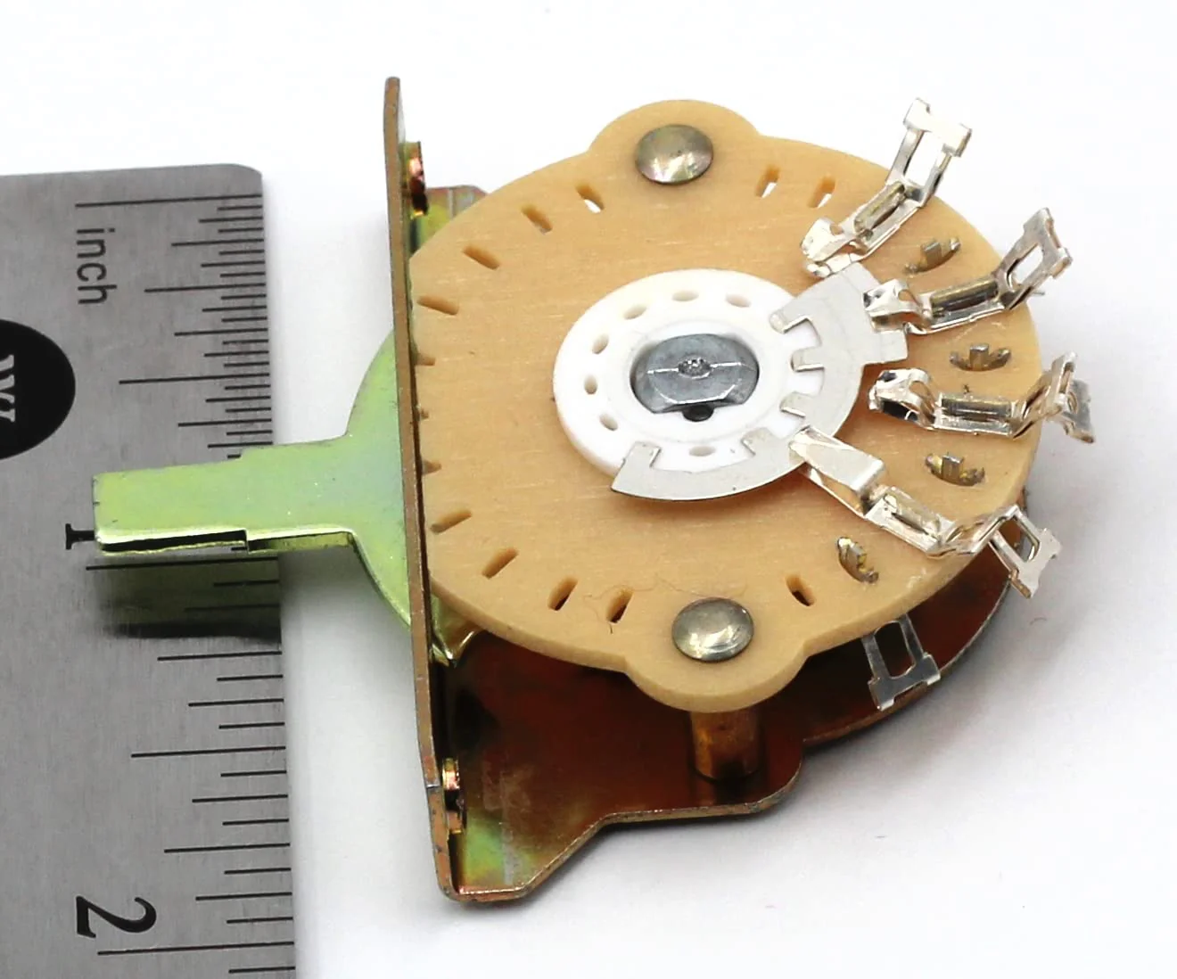 3 way Switch with Mounting Screws - Image 4