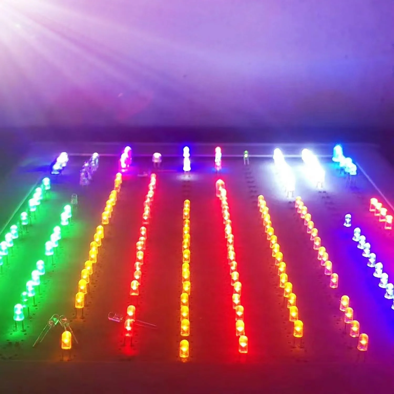 AQSQWQ Pack of 200 LED Light Emitting Diodes 5 mm LED Diodes 3 V Light Emitting Diode Assortment Kit 5 Colours Red Blue Yellow Green White Round Head 2 Pin Extra Bright LED Light, Diffuse Diodes Set - Image 4