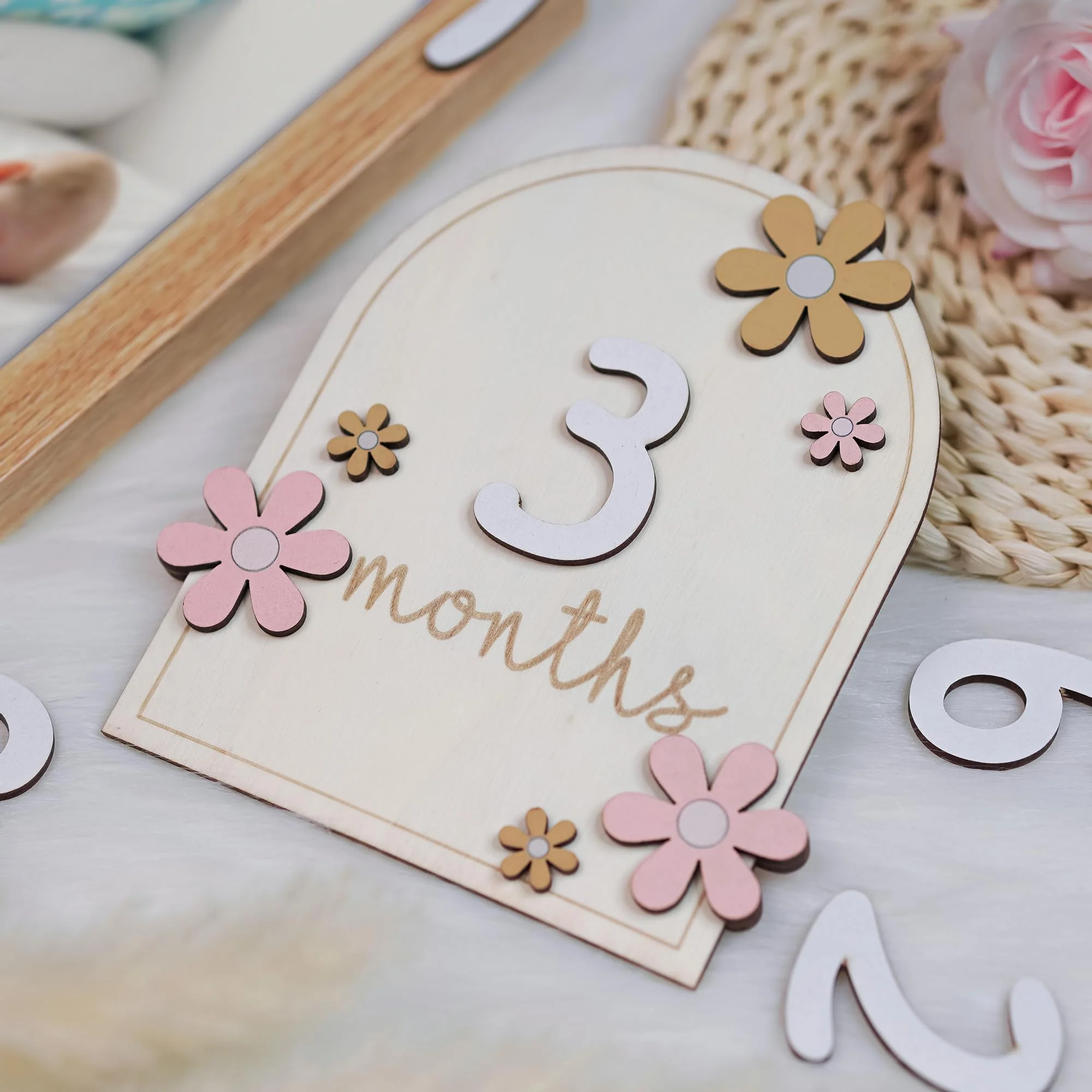Baby Monthly Milestone Cards - Wooden Monthly Milestone Discs - Newborn Photography Props to Document Your Baby´s Growth - Baby Announcement Sign (AA Flower) AA Flower - Image 4