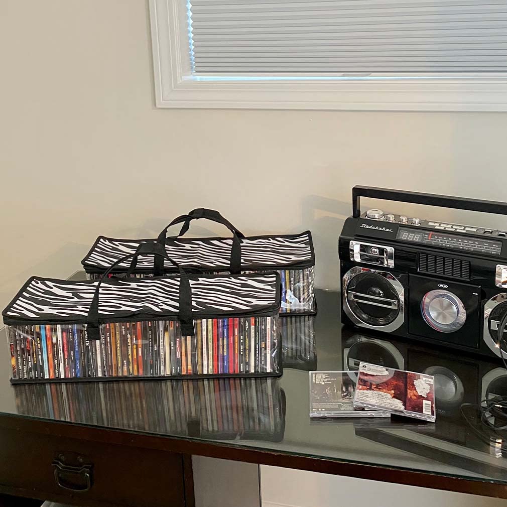 Evelots 4 Pack CD Storage Bags, Clear PVC Plastic-Holds 192 CDs With Cases Total-Strong Handles-Protects from Scratches/Dirt/Dust/Moisture Set of 4 - Image 3