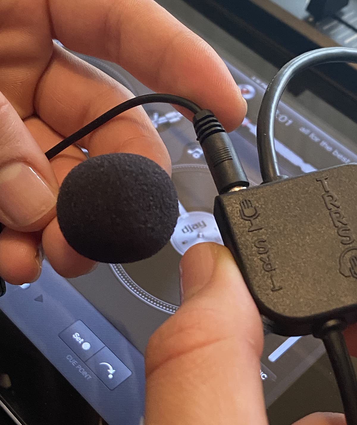 "Genius Audio Splitter Cable - Mic-Enabled Universal Analog Output for Smartphones, Tablets and laptops - Image 5