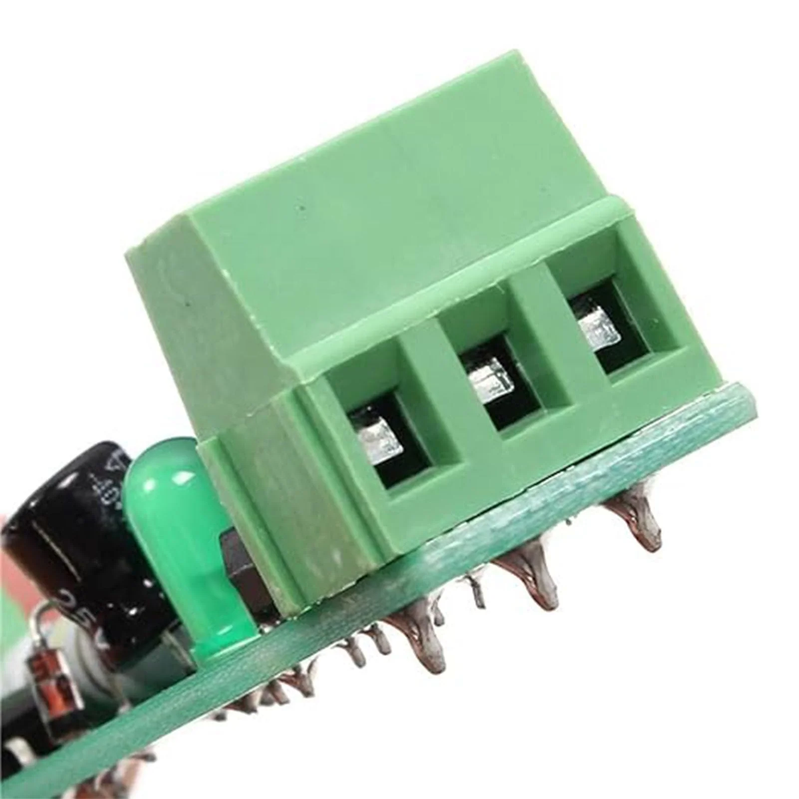 GERUI Pack of 5 1 channel 220 V AC optocoupler module/220 V optocoupler isolation microcontroller/detection of 220 V voltage presence/can be connected to PLCs, TTL level output - Image 3
