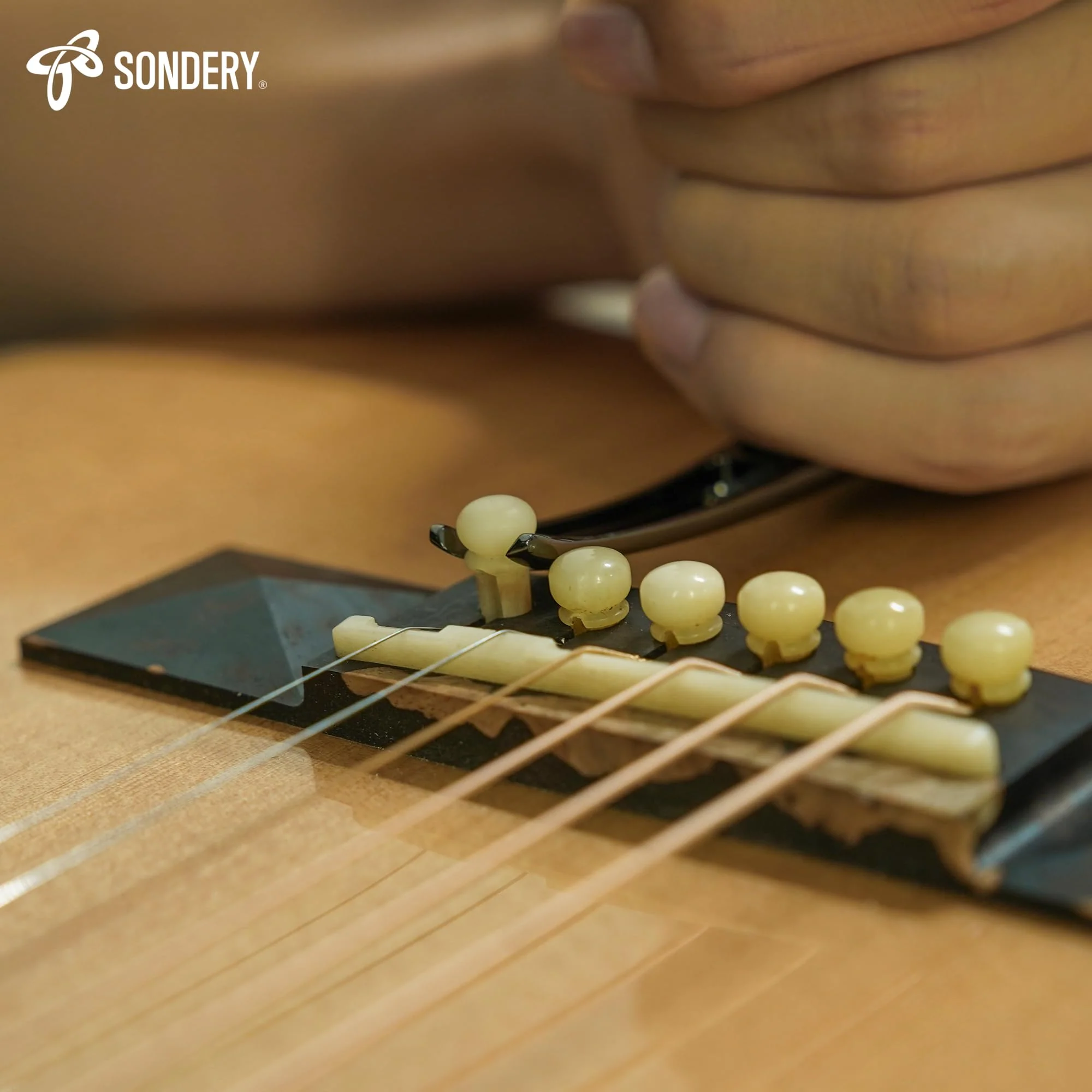 Guitar Capo 4 in 1 for 6 Strings Acoustic and Electric Guitars, 5 Guitar Plectrums and A Pouch Enclosed Free - Image 4