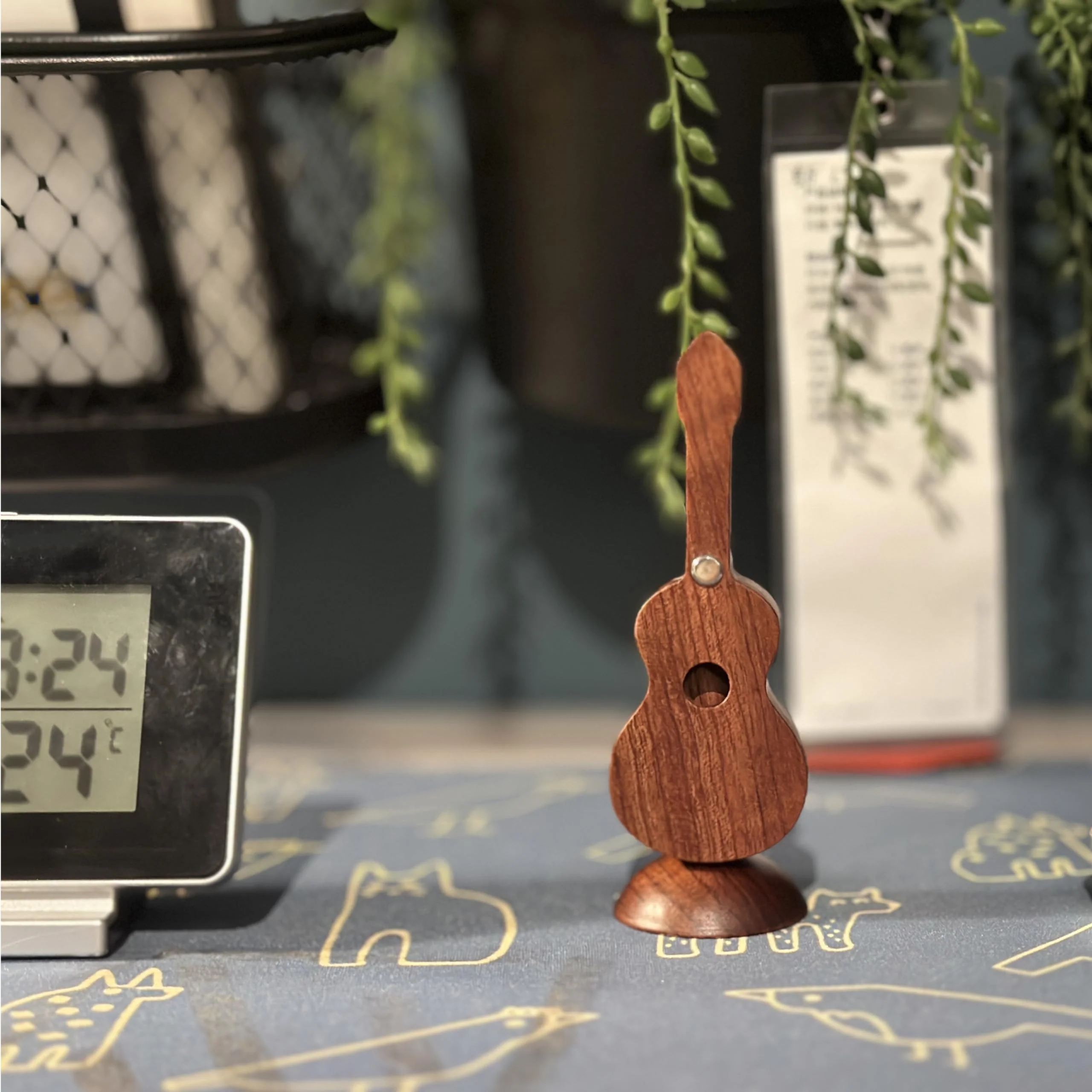 Guitar Pick Holder with Guitar Picks Guitar Keychain Wooden Home Decor Statues car mirror decor hanging Guitar gifts Music gifts car gifts - Image 5