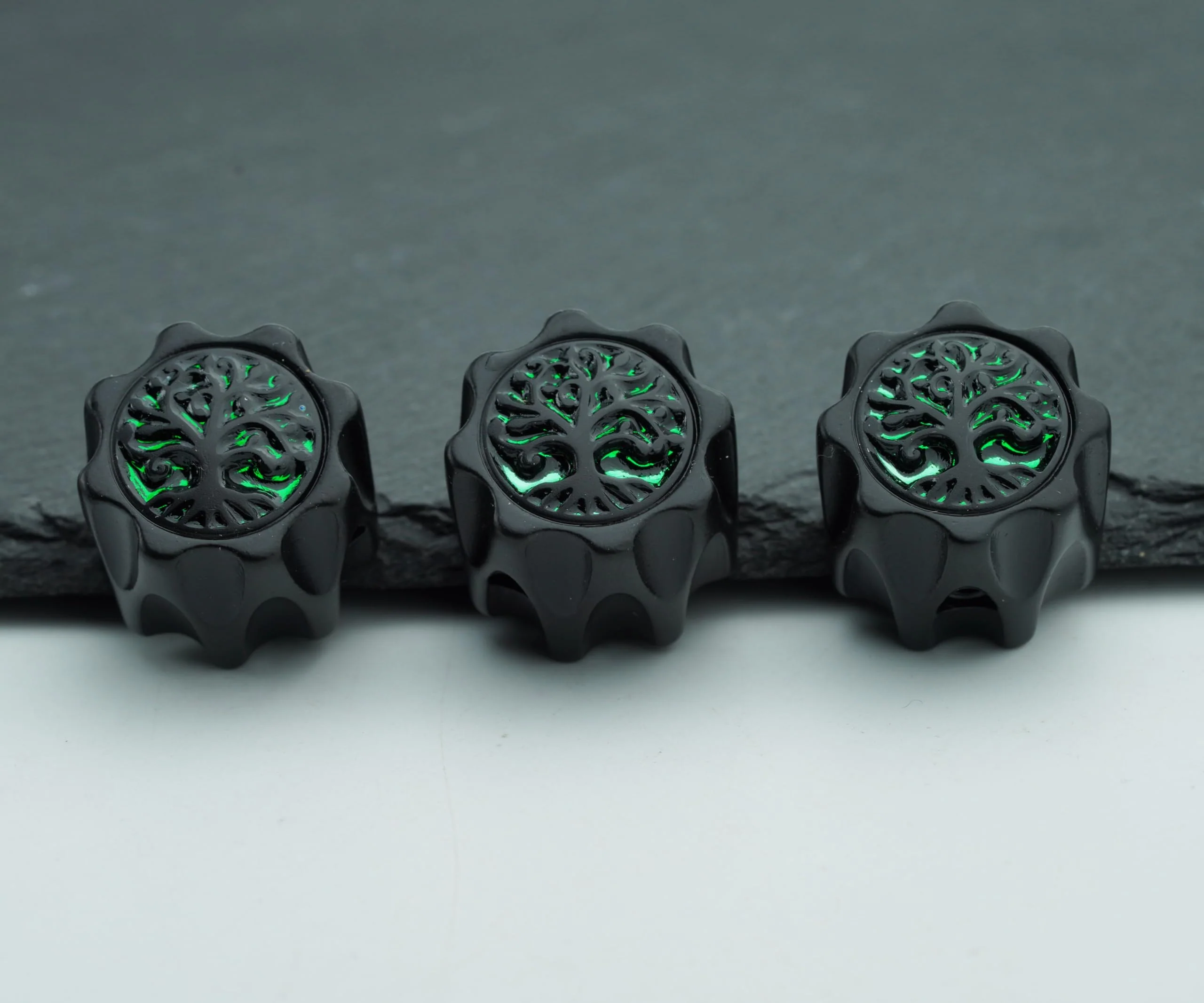 Guyker Dome Potentiometer Control Knobs Dia. 6.3mm Shaft Pots, 3PCS Zinc alloy Domed Speed Tone Volume Switch Knob with Tree Of Life Surface Replacement for Electric Guitar Bass, CKB034 Black CKB034 Dome Shape, Black - Image 2