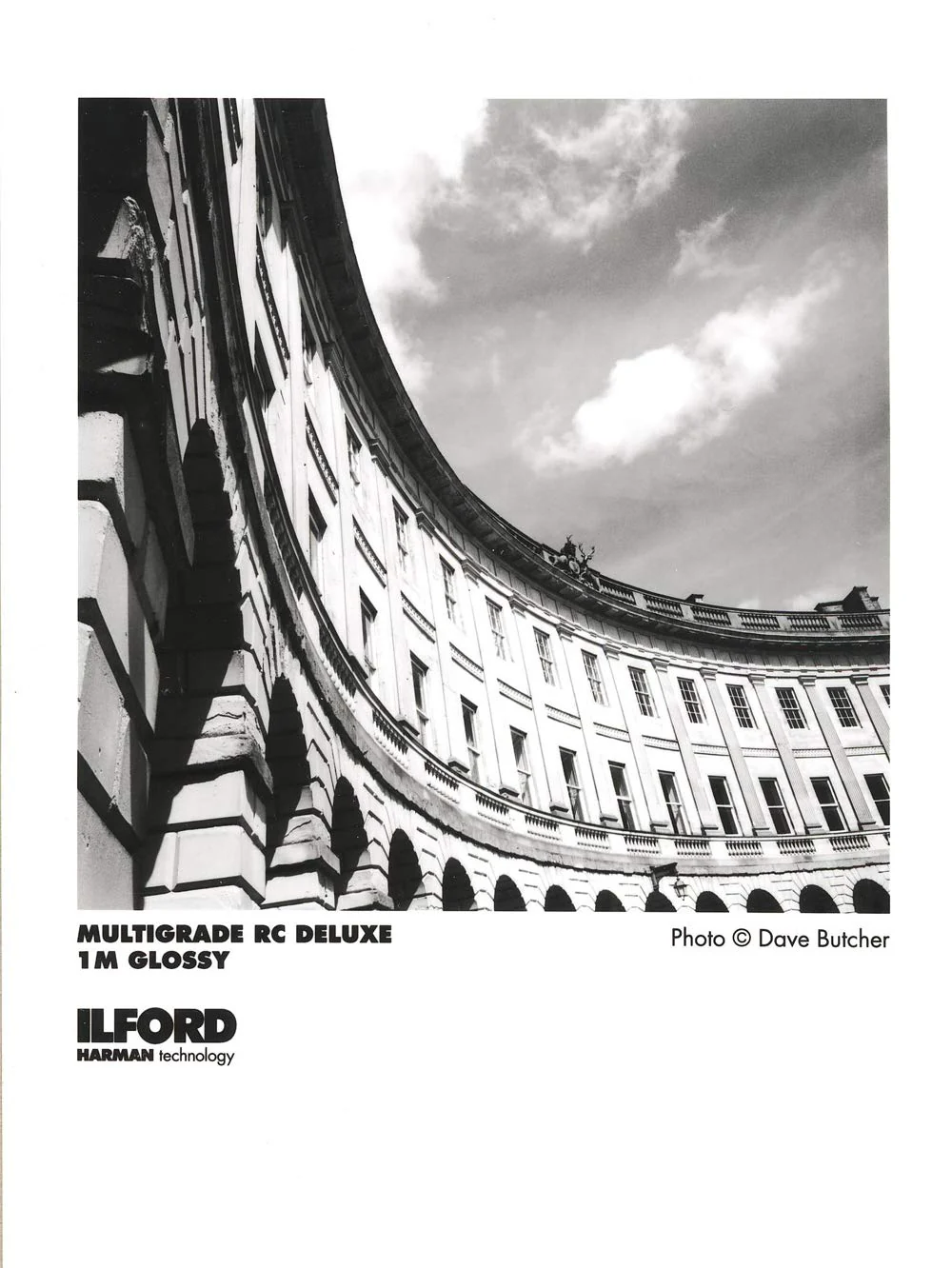 Ilford Multigrade IV RC Deluxe Resin Coated VC Variable Contrast Black & White Enlarging Paper - 8x10" - 25 Sheets - Glossy Surface - Image 2