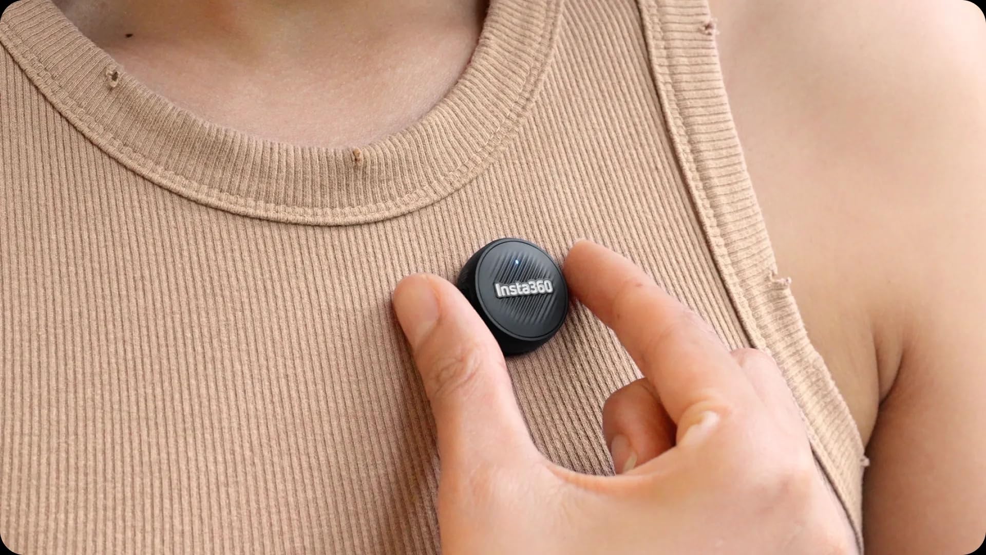 Insta360 Mic Air,Ultralight 7.9g Transmitter, as Compact as a Coin, 48kHz Audio with Built-in Noise Reduction, 10-Hour Battery Life, 300m Range, X5/X4/ACE PRO 2, Flow/Flow 2/Flow 2 PRO((1 TX + 1 RX) 1 TX + 1 RX - Image 5