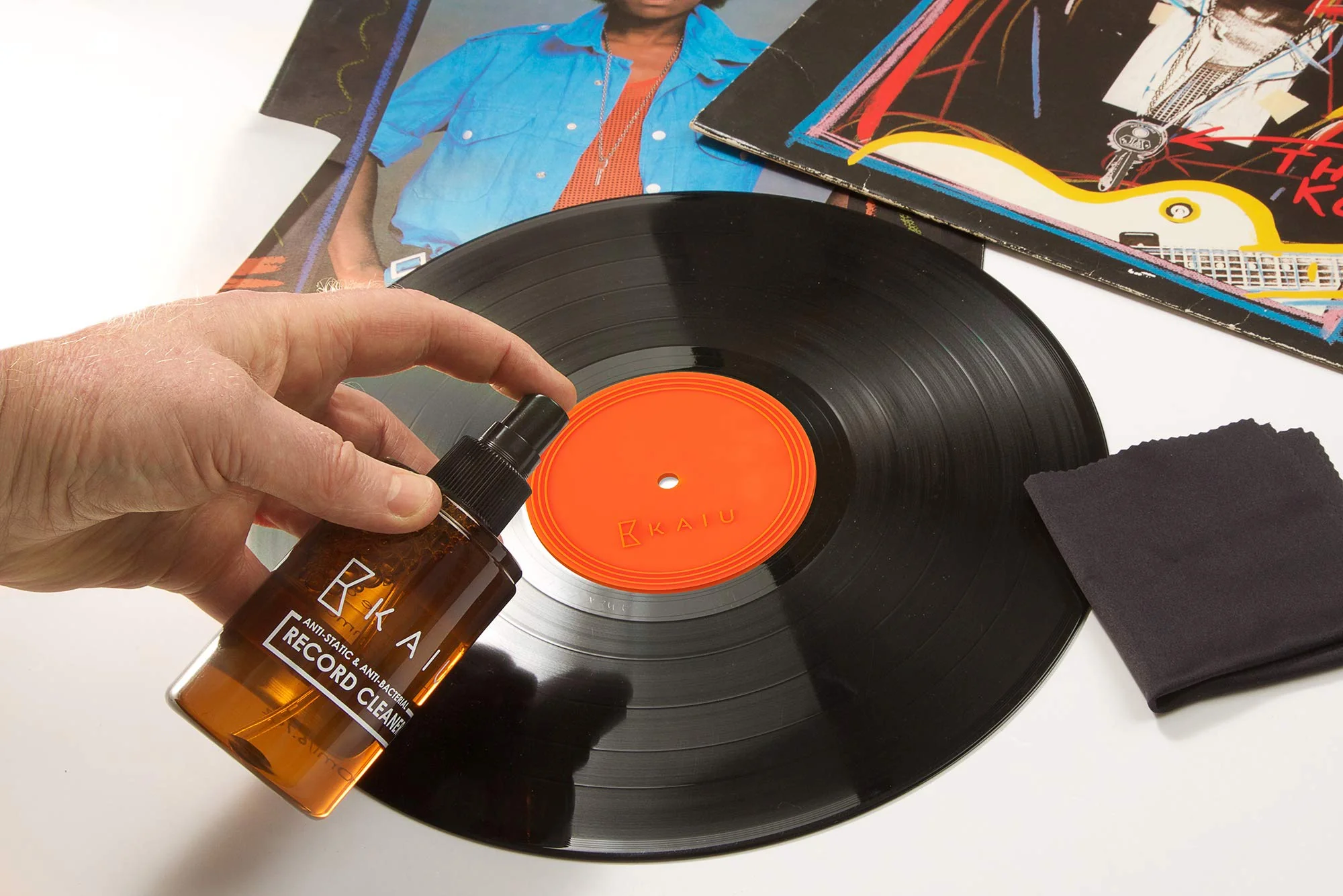 KAIU Vinyl Record Cleaning Kit- Anti Static Record Cleaning Washer Fluid with Silicone Label Protector & Microfiber Cloth - Vinyl Album Cleaner Spray - Remove Dust & Dirt - 3-in-1 Supplies Kit - Image 3