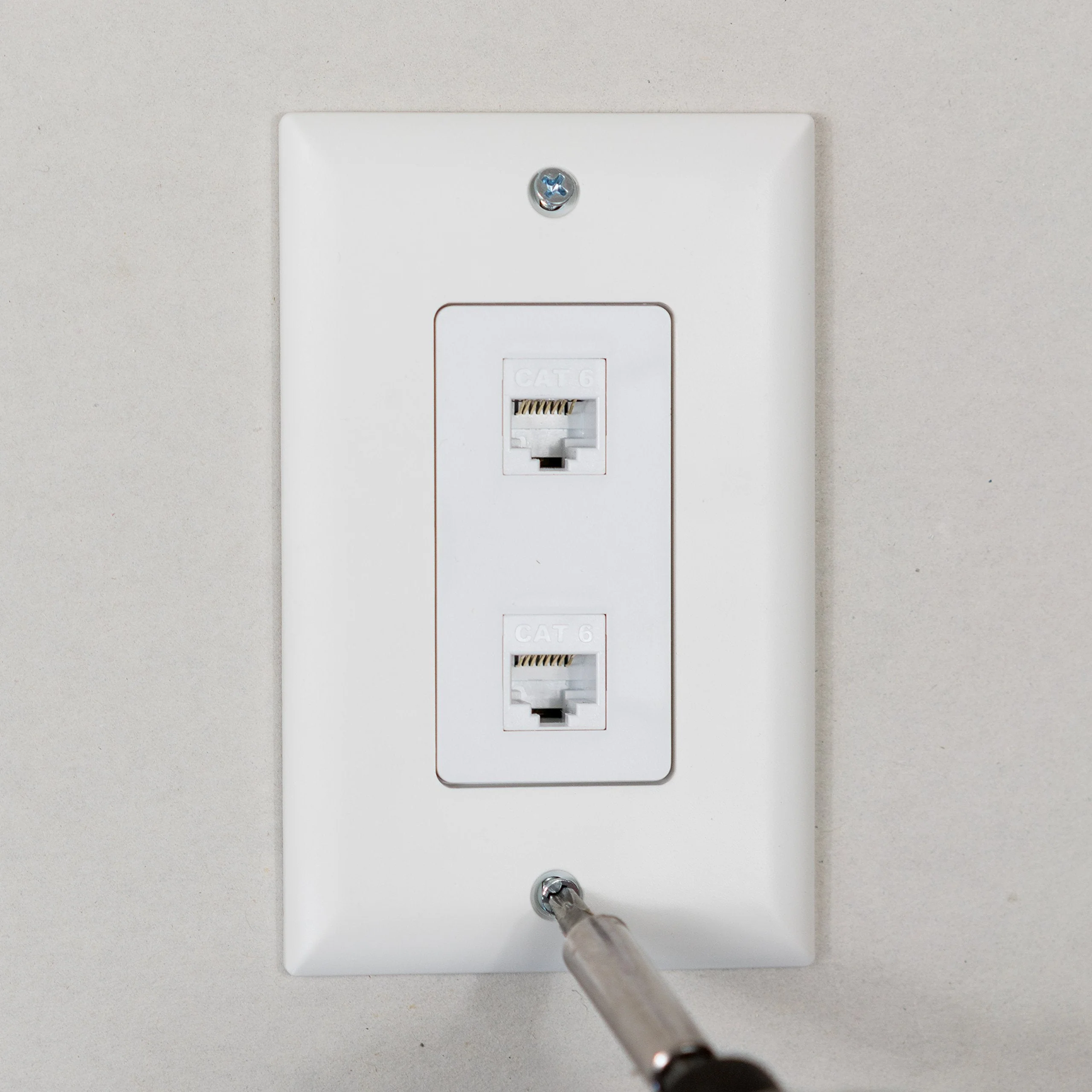 Legrand - OnQ 2 Port Decorator Outlet Strap, Wall Outlet Cover, Keystone Wall Plate, Outlet Cover for Keystone Wall Plate 2 Port, White, WP3412WH, 10 Pack Pack of 10 - Image 4