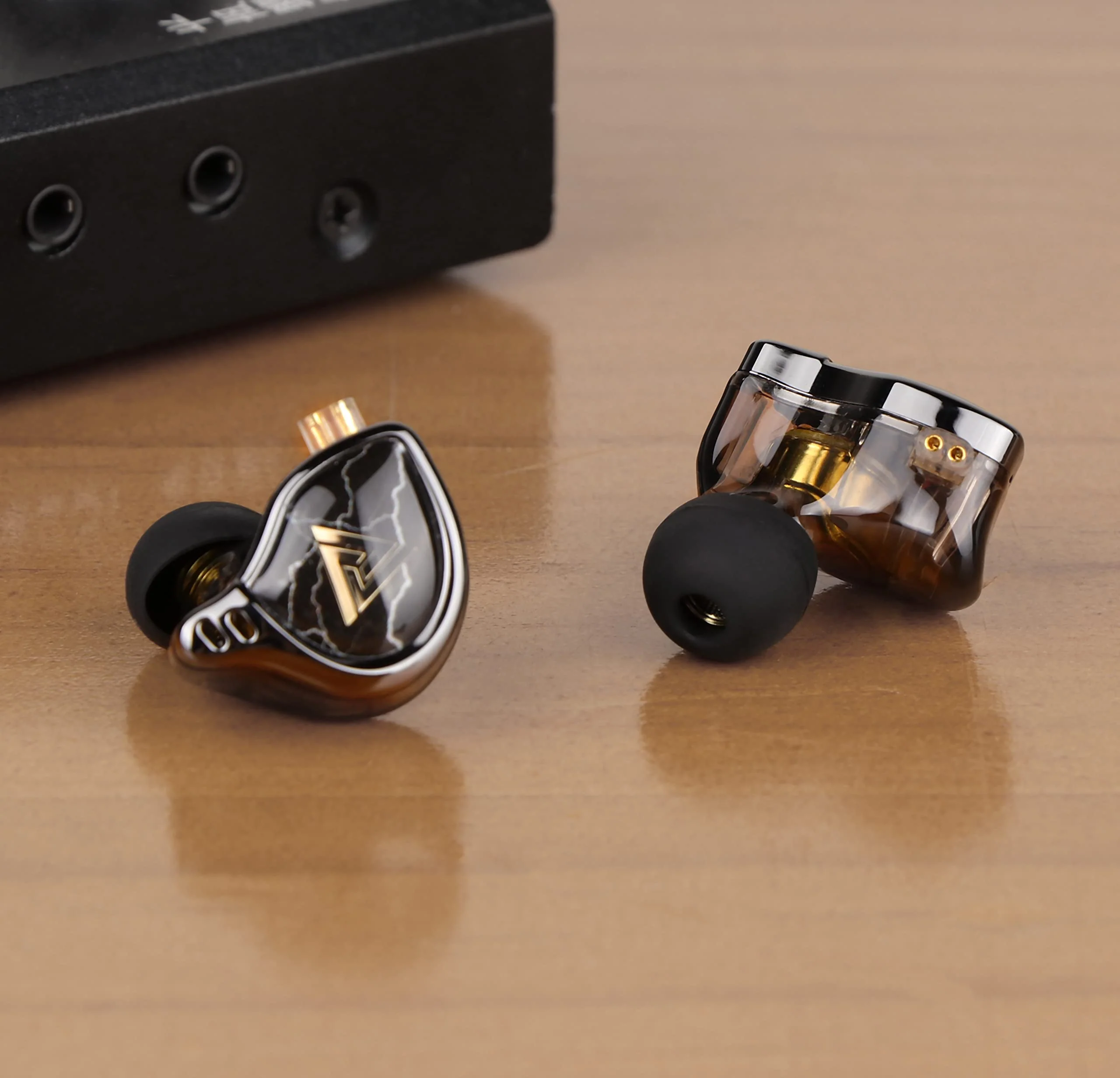 Linsoul QKZ x HBB 10mm Titanium-Coated Diaphragm HiFi in-ear Monitor Earphones with Semi-open Cavity, Detachable 2Pin Silver-plated Cable, Noise Canceling for Audiophile (Black, with Mic) Black - Image 7