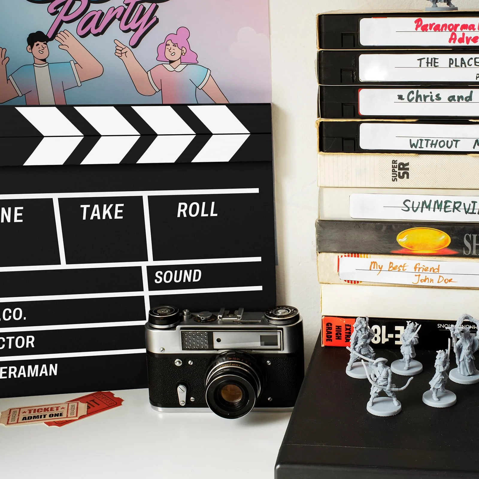 Movie Film Clapboard Hollywood Wooden-Clapper Board Directors Photography Studio Video TV Clapper Board with Erasable Pen Movie Theater Props Decor，Black Clap Board 10.5 X 11.7 inches (Black) Black - Image 8