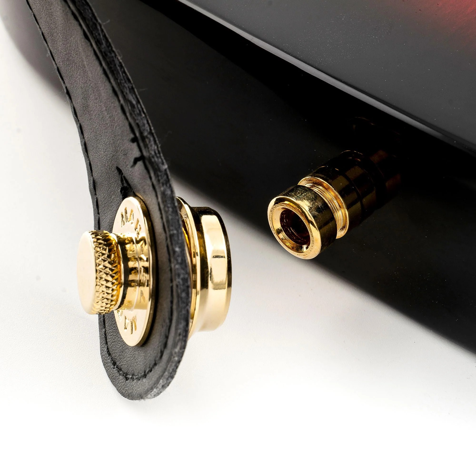 Musiclily Pro Heavy Duty Guitar Strap Locks Security Straplocks System for Fender Strat/Tele Electric Acoustic Guitar or Bass, Gold (Set of 2) - Image 7
