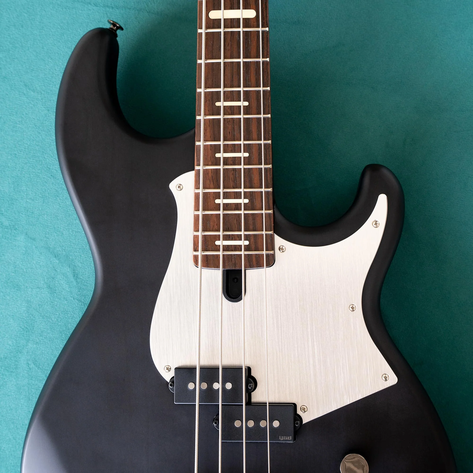 Pickguard for Yamaha BB Series Bass Guitars, Silver Anodized, Compatible with 4 String BB234/434/734A/P34 Models, 1 Unit - Image 3