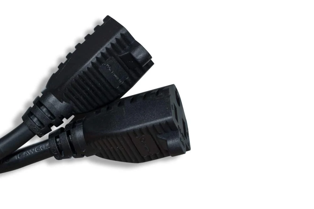 Power Cord Extension and Splitter, NEMA 5-15P to NEMA 5-15R x 2, 14 AWG, 15A, 125V (ZWACPQAH-14) - Image 2