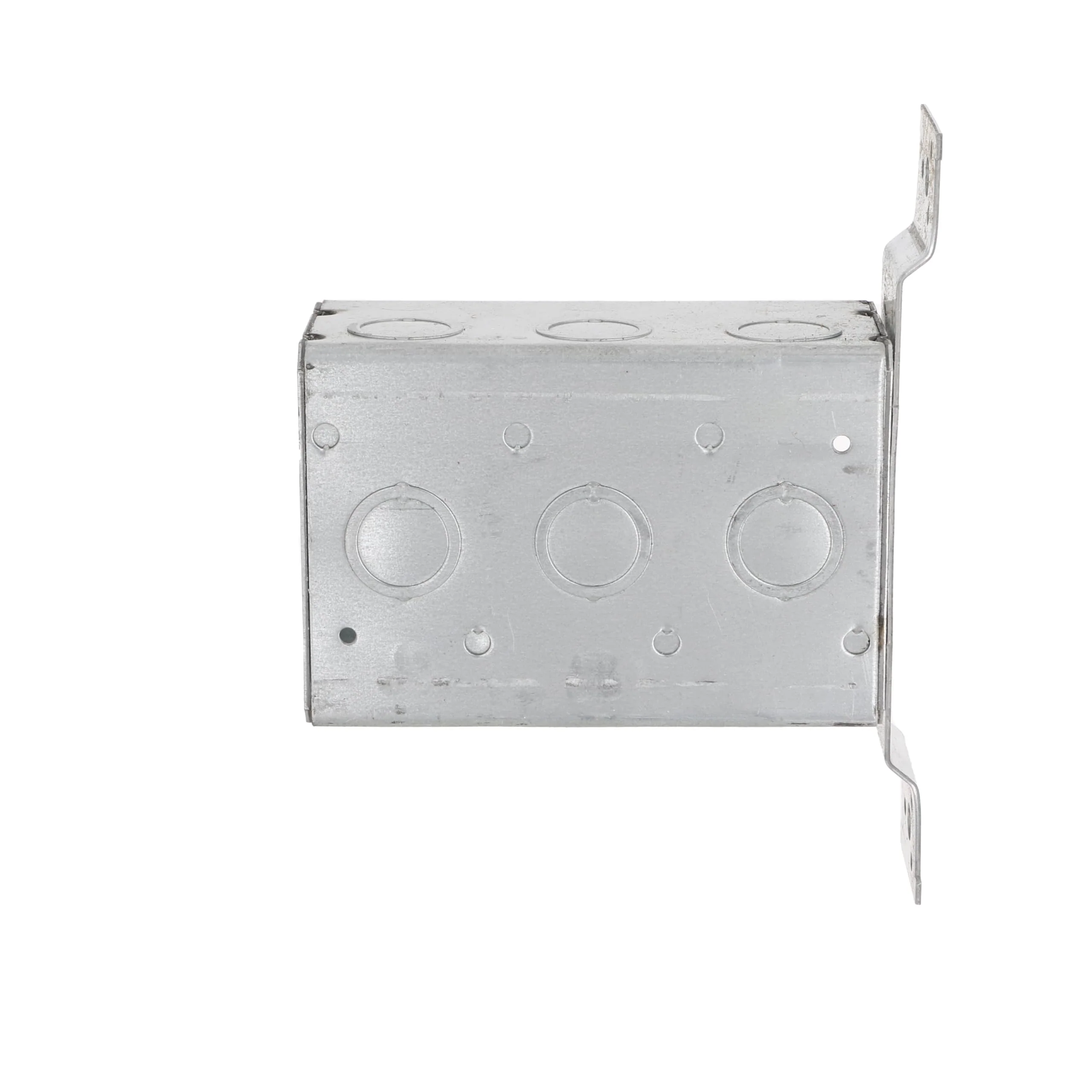 RACO 686 2-1/2-Inch Deep 3-Gang Switch Box, Welded with 1/2-Inch Setback Side Bracket and (10) Concentric (Knockouts - Image 4