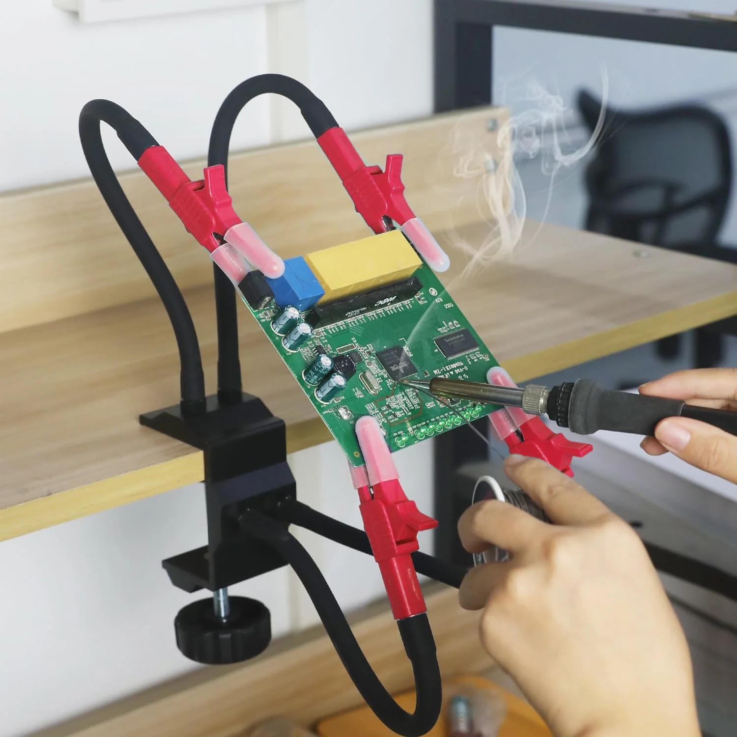 Soldering Aid Third Hand, Easy to Use, Soldering Aid Can Be Rotated 360 Degrees Freely, Soldering Holder, for Soldering Stations, PCB Stand, Electronics Work (Average Size) Durchschnittsgröße - Image 6