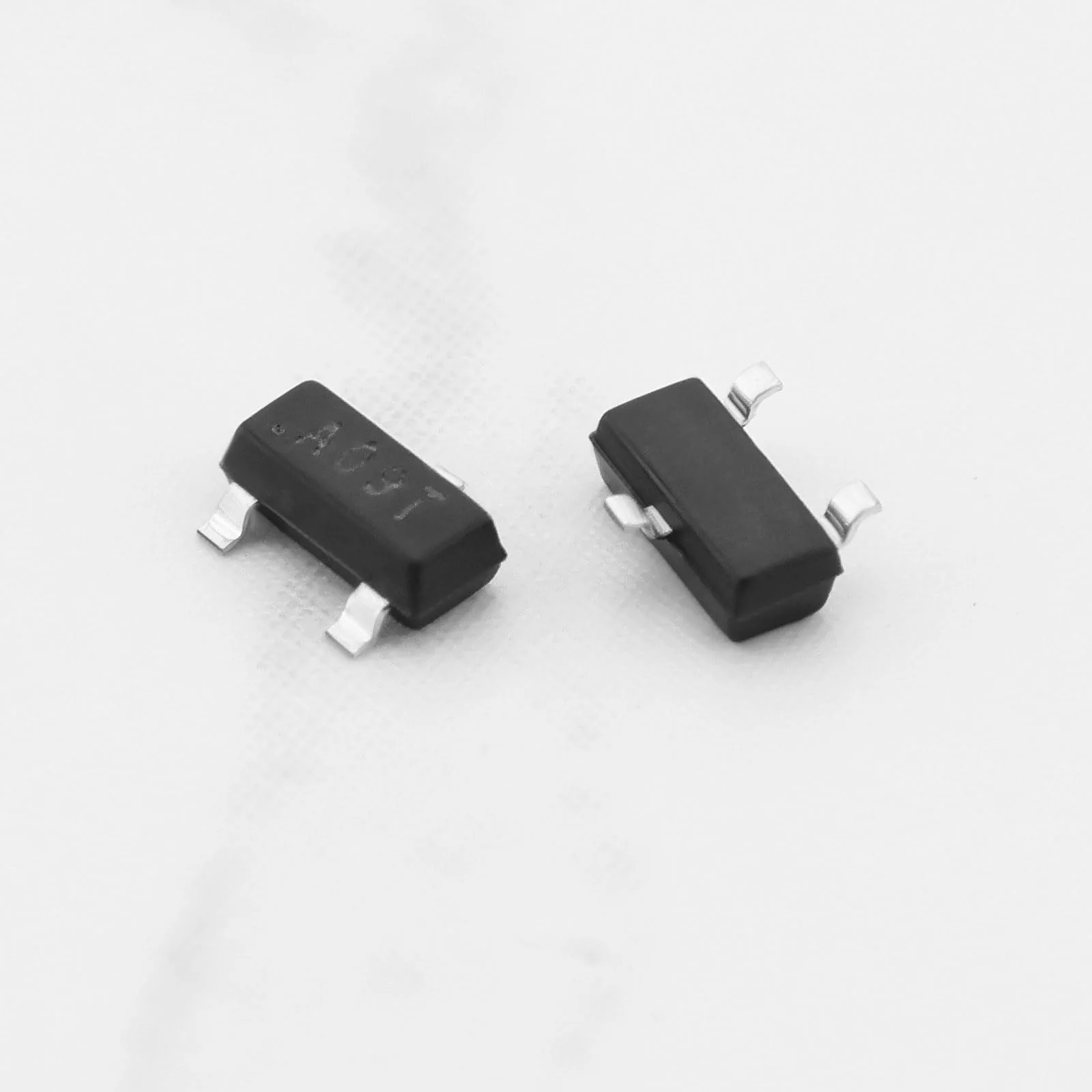 VGOL Pack of 50 AO3400 A09T 5.7A 30V N-Channel P-Channel Enrichment Mode Field Effect Transistor Compatible with MOSFET SMD Transistor AO3400 SOT-23 - Image 6